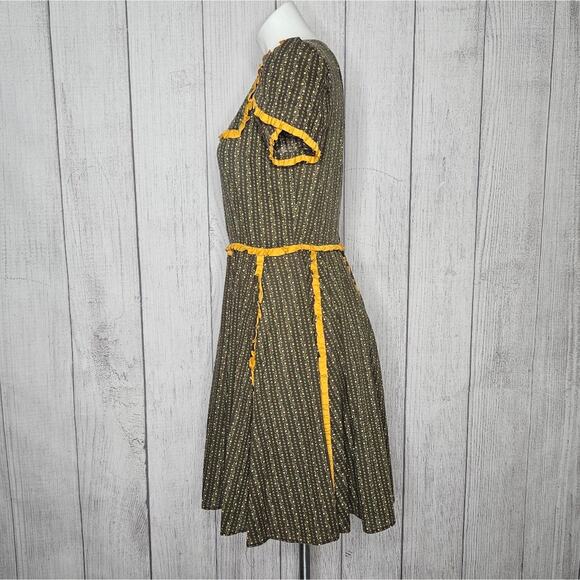 VTG Handmade Floral Striped Square Dancing Dress with Yellow Ruffle Trim - Picture 4 of 7